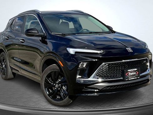 Used 2024 Buick Encore GX Sport Touring w/ Comfort Package image 12