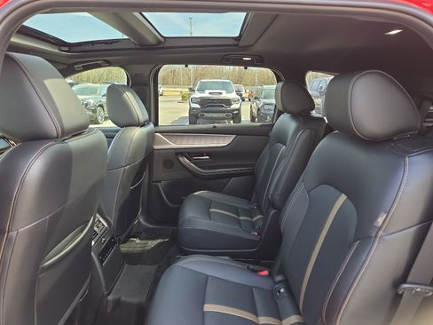 Used 2024 MAZDA CX-90 3.3 Turbo w/ Premium Plus Pkg image 10