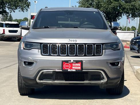 Used 2017 Jeep Grand Cherokee Limited w/ Luxury Group II RWD image 11