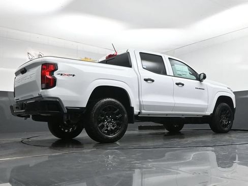 New 2026 Chevrolet Colorado W/T w/ WT Custom Package AWD/4WD image 11