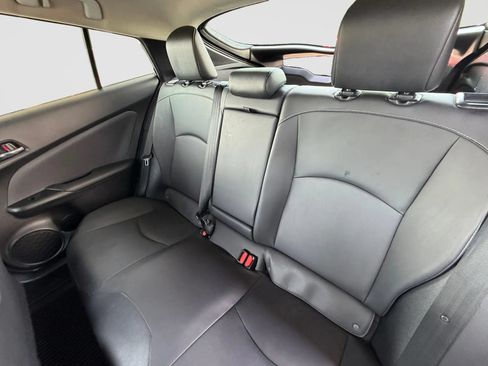 Used 2022 Toyota Prius Prime XLE FWD image 12