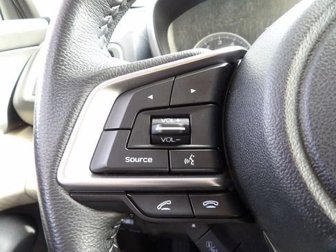 Used 2021 Subaru Ascent Premium w/ Convenience Package image 17