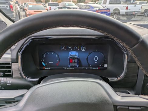 Used 2025 Ford F150 Lariat w/ Equipment Group 501A Mid image 18