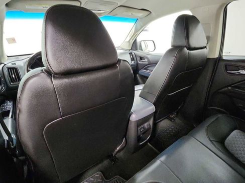 Used 2017 Chevrolet Colorado Z71 image 24