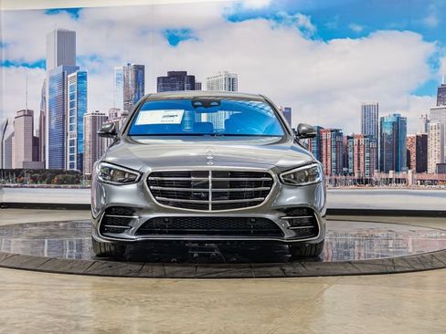 Used 2026 Mercedes-Benz S 580 4MATIC Sedan image 3