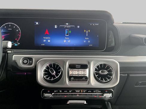 Used 2025 Mercedes-Benz G 550 image 7
