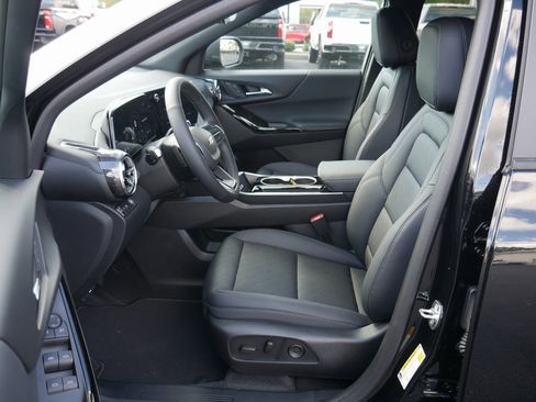 New 2025 Chevrolet Equinox LT w/ Convenience Package II image 4