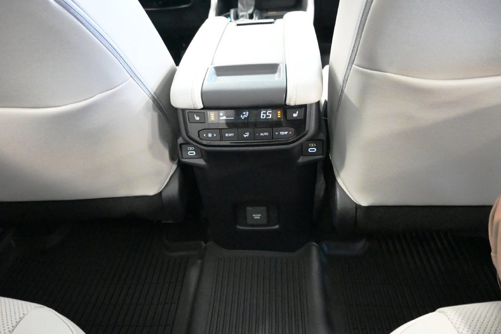 New 2026 Toyota Grand Highlander AWD image 20