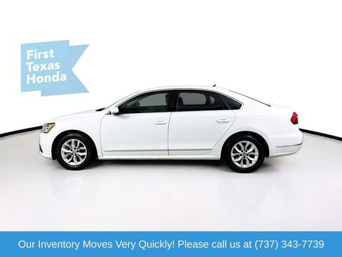 Used 2017 Volkswagen Passat 1.8T S image 4