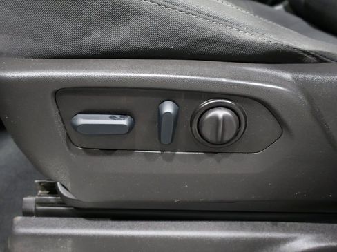 Used 2022 Chevrolet Silverado 1500 RST w/ Z71 Off-Road Package image 12