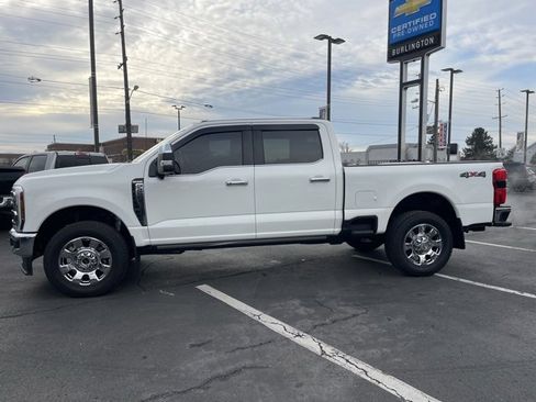 Used 2025 Ford F250 King Ranch w/ Chrome Package image 4