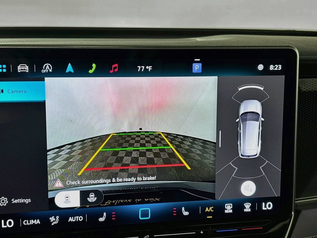 Certified 2025 Volkswagen Tiguan SE FWD image 18