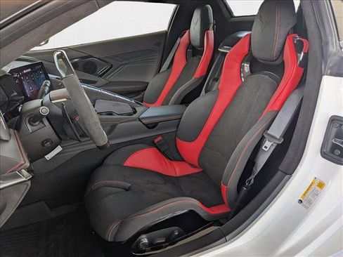 New 2025 Chevrolet Corvette Z06 RWD image 4