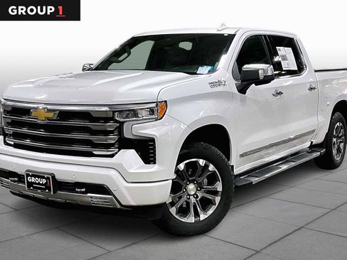 Used 2025 Chevrolet Silverado 1500 High Country w/ Z71 Off-Road Package image 1