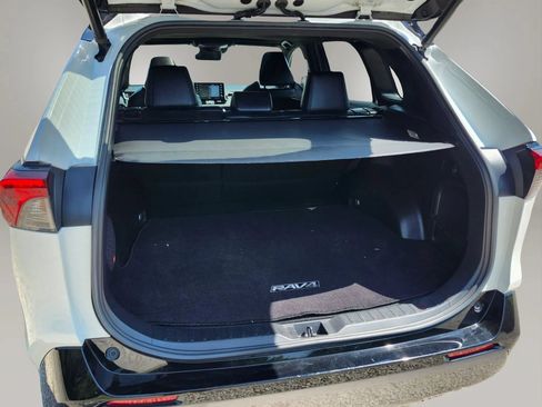 Used 2019 Toyota RAV4 XSE AWD/4WD image 20