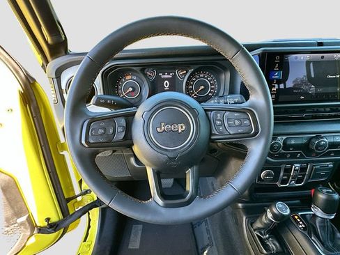 Used 2024 Jeep Wrangler Sport S image 11