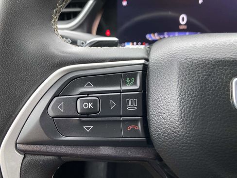 Certified 2023 Jeep Grand Cherokee Laredo image 15