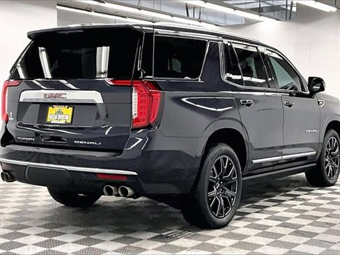 Used 2023 GMC Yukon Denali w/ LPO, Floor Liner Package image 13