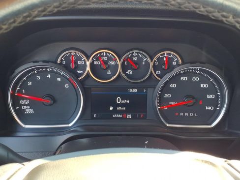 Used 2021 Chevrolet Silverado 1500 LT Trail Boss w/ Convenience Package II AWD/4WD image 6