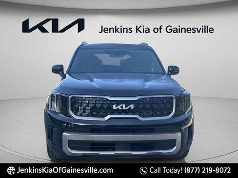 Used 2023 Kia Telluride EX X-Line AWD/4WD image 2