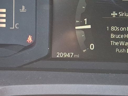 Used 2024 Toyota Tacoma SR image 19