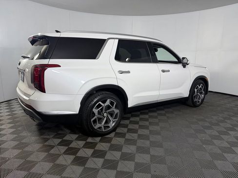 Used 2023 Hyundai Palisade Limited w/ Cargo Package FWD image 6