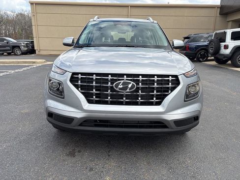 New 2026 Hyundai Venue SEL image 2