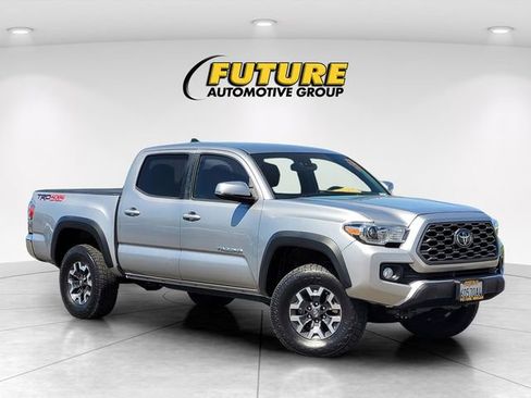 Used 2021 Toyota Tacoma TRD Off-Road AWD/4WD image 1