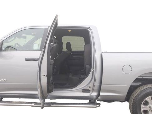 Used 2024 RAM 2500 Big Horn image 30