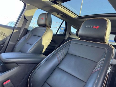 Certified 2022 GMC Terrain AT4 w/ Infotainment Package II image 11