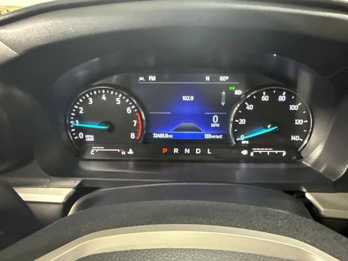 Used 2022 Ford Explorer XLT w/ Equipment Group 202A AWD/4WD image 34