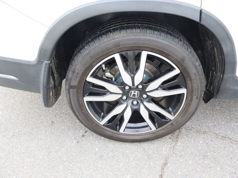 Used 2020 Honda Pilot Touring image 43
