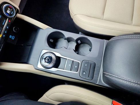 Used 2021 Ford Escape SEL w/ Technology Package image 21