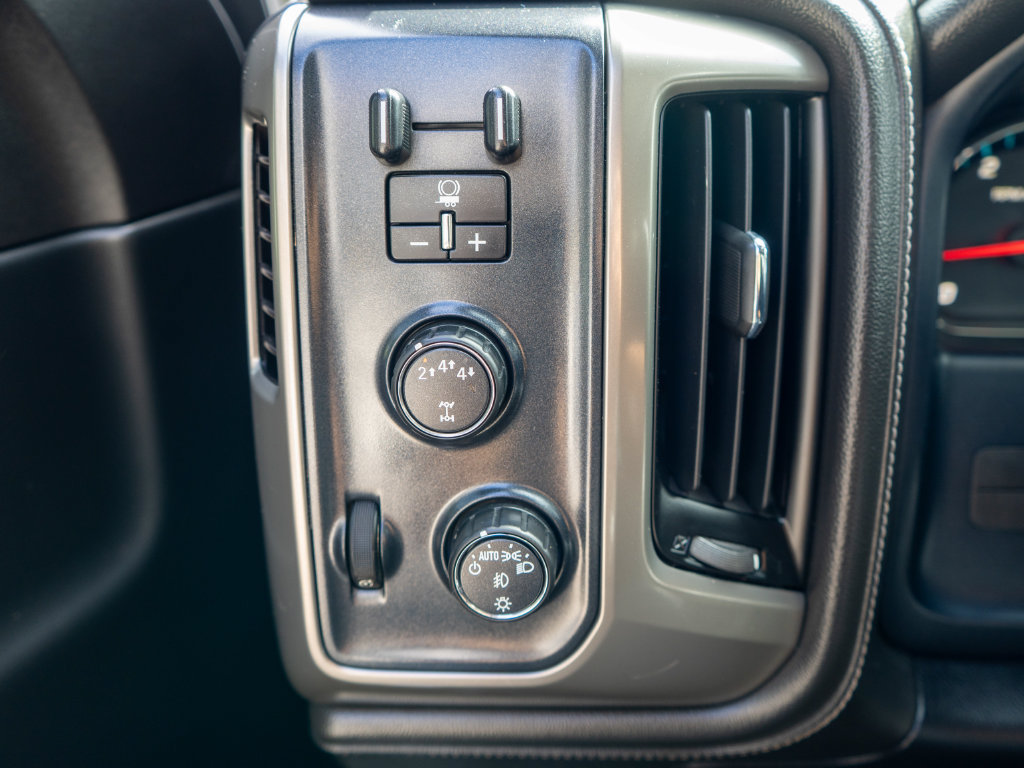 Used 2017 Chevrolet Silverado 3500 High Country AWD/4WD image 18