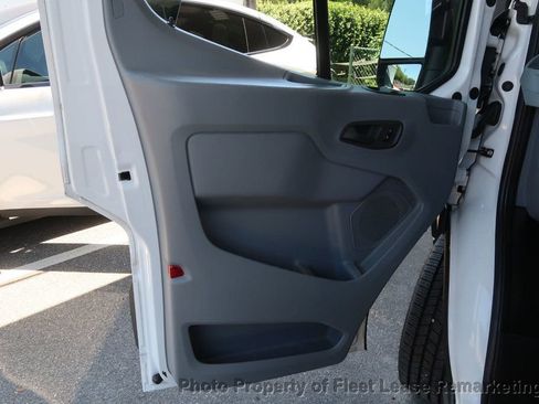 Used 2018 Ford Transit 250 148 Medium Roof RWD image 14