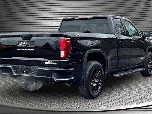 Used 2023 GMC Sierra 1500 Elevation w/ LPO, Elevation Black Package image 6