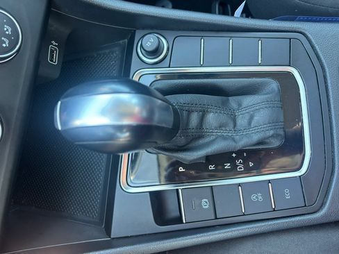 Used 2019 Volkswagen Jetta S w/ Driver Assistance Package FWD image 18