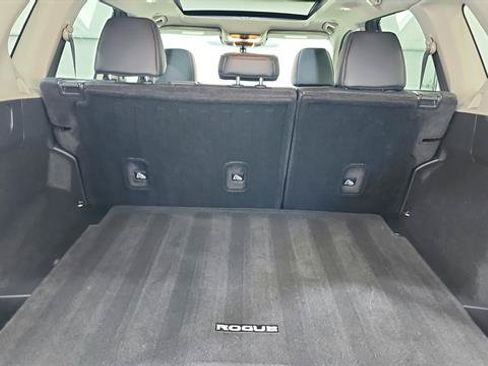 Certified 2023 Nissan Rogue SV w/ SV Premium B Package FWD image 33