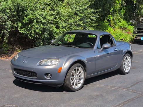 Used 2007 MAZDA MX-5 Miata Grand Touring w/ Premium Pkg RWD image 5