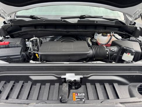 Used 2026 GMC Sierra 1500 SLT AWD/4WD image 18