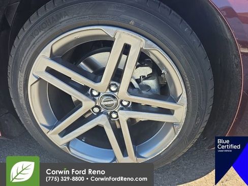 Used 2025 Nissan Z Sport w/ Floor Mat Package image 13