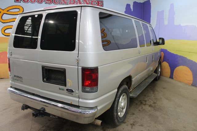 Used 2012 Ford E-350 and Econoline 350 XLT RWD image 8