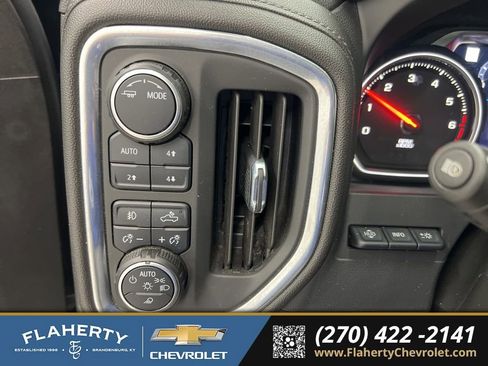 Used 2022 Chevrolet Silverado 1500 High Country w/ Technology Package image 24