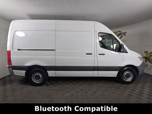 Used 2021 Mercedes-Benz Sprinter 144 Cargo w/ Driver Convenience Package image 10