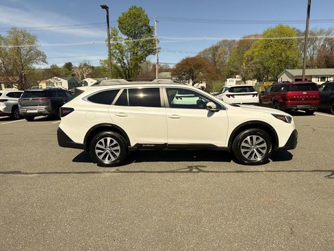 Used 2021 Subaru Outback Premium AWD/4WD image 12