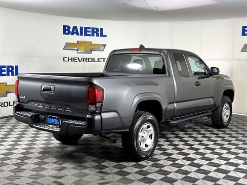 Used 2023 Toyota Tacoma SR AWD/4WD image 5