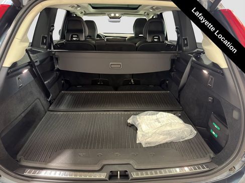 Used 2024 Volvo XC90 T8 Ultimate w/ Protection Package Premier AWD/4WD image 18