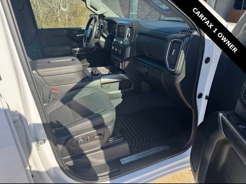 Used 2022 Chevrolet Silverado 1500 LTZ w/ Z71 Off-Road Package image 5