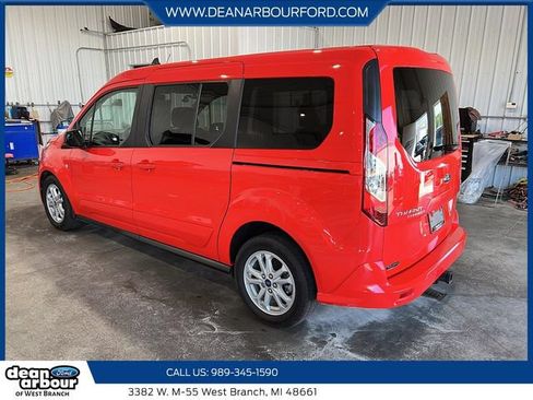 Used 2023 Ford Transit Connect XLT w/ Trailer Tow Package FWD image 4