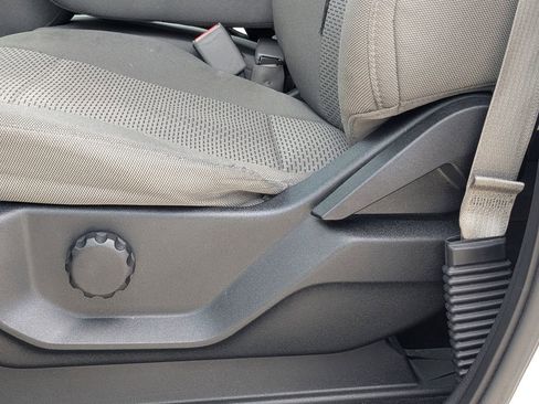 Used 2016 Ford F150 XLT RWD image 19